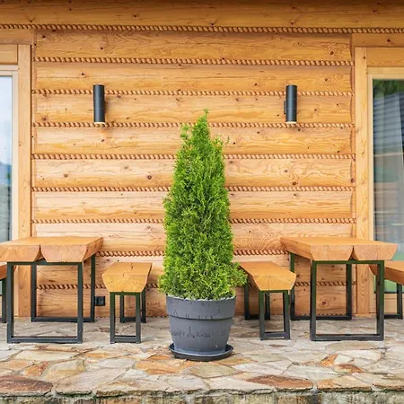 W Lipowskiej Chacie - Jacuzzi I Sauna *
