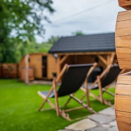 W Lipowskiej Chacie - Jacuzzi I Sauna *