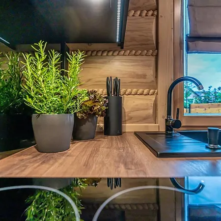 W Lipowskiej Chacie - Jacuzzi I Sauna Apartment *