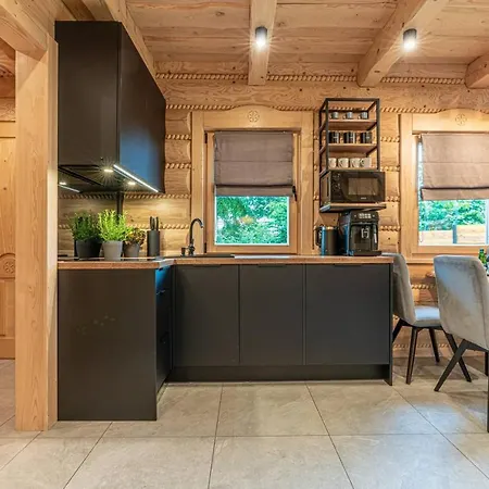 W Lipowskiej Chacie - Jacuzzi I Sauna Daire