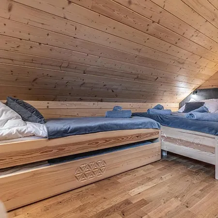 W Lipowskiej Chacie - Jacuzzi I Sauna