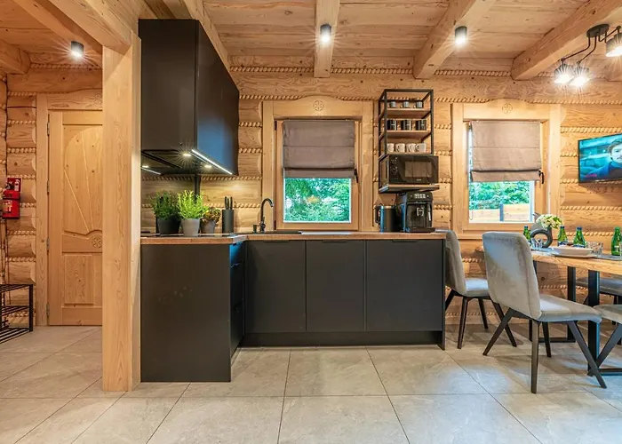 W Lipowskiej Chacie - Jacuzzi I Sauna Lägenhet